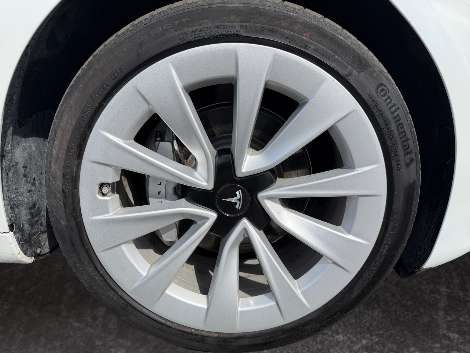 Used 2023 Tesla Model 3 Standard Range RWD image 14