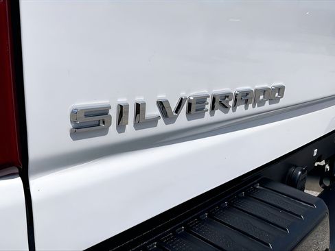 Used 2025 Chevrolet Silverado 2500 Custom w/ Custom Value Package AWD/4WD image 33