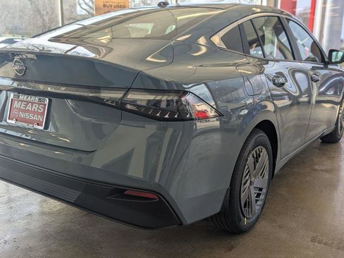 New 2026 Nissan Sentra SV FWD image 7