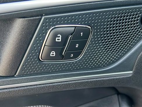 Certified 2024 Ford Edge Titanium image 10