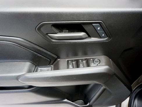Used 2023 Chevrolet Colorado W/T RWD image 12