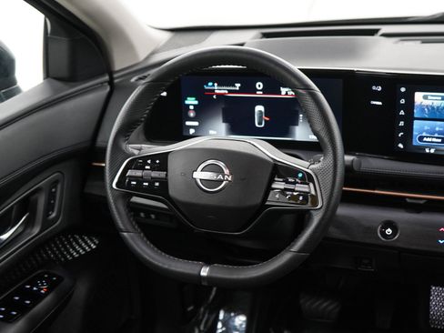 Used 2023 Nissan Ariya FWD image 14