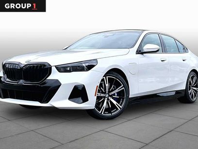 New 2027 BMW 550e xDrive