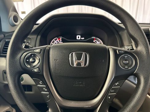 Used 2016 Honda Pilot EX image 30