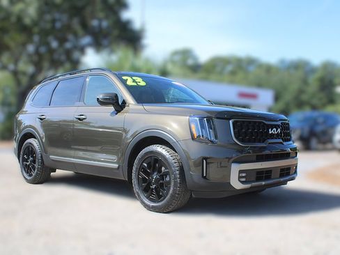 Certified 2023 Kia Telluride SX X-Pro AWD/4WD image 3