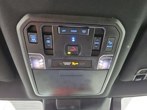 Used 2023 Toyota Tundra Platinum w/ Advanced Package AWD/4WD image 24