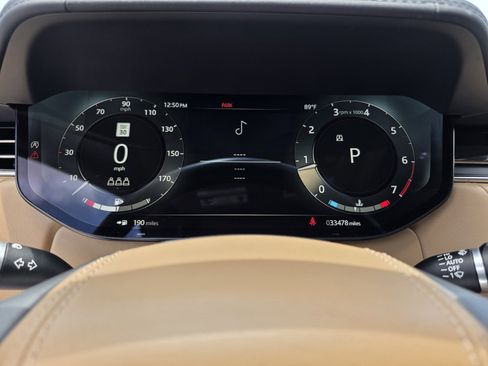 Certified 2023 Land Rover Range Rover SE image 19