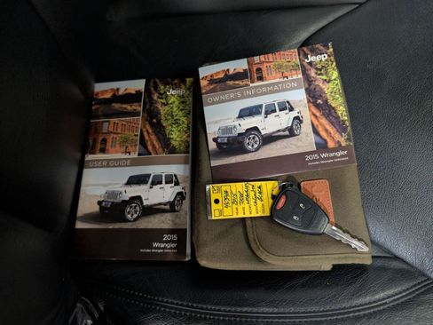 Used 2015 Jeep Wrangler Unlimited Sport w/ Quick Order Package 24S AWD/4WD image 27