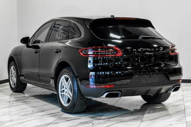 Used 2018 Porsche Macan AWD/4WD image 12