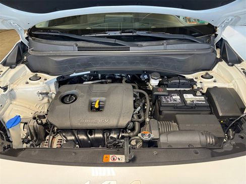 Used 2022 Kia Seltos LX image 27