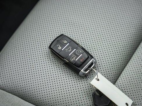 Used 2022 RAM 1500 Limited image 59