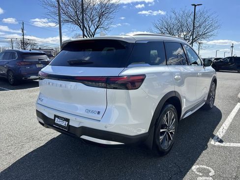 Certified 2026 INFINITI QX60 Luxe w/ Cargo Package image 8