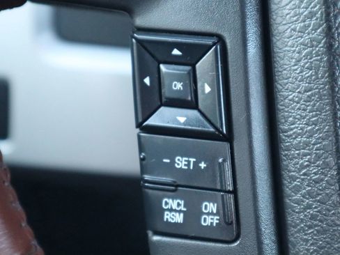 Used 2014 Ford F150 King Ranch w/ King Ranch Luxury Package image 31