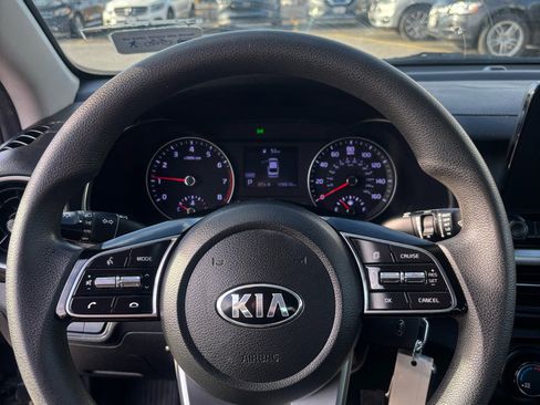 Used 2020 Kia Forte LXS image 10