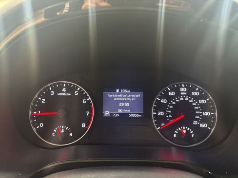 Used 2022 Kia Seltos Nightfall Edition image 11