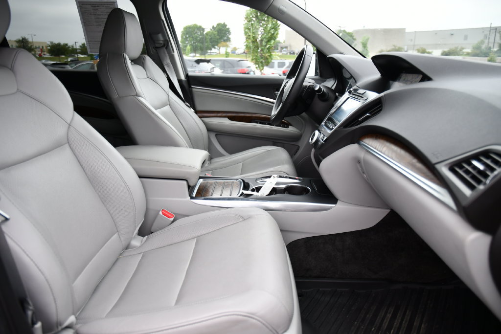 Used 2020 Acura MDX w/ Technology Package AWD/4WD image 32