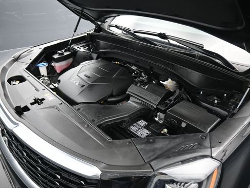 Used 2022 Kia Telluride S image 59