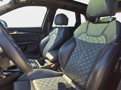 Used 2023 Audi SQ5 Prestige AWD/4WD image 18
