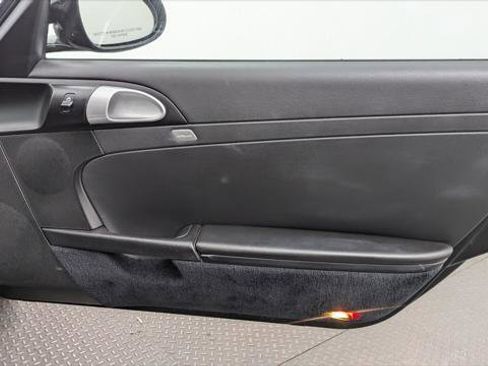 Used 2010 Porsche Boxster image 17