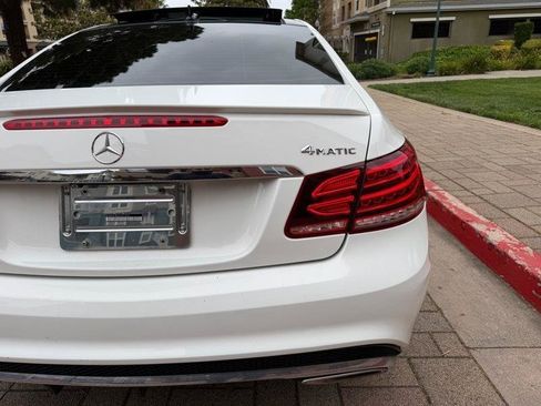 Used 2016 Mercedes-Benz E 400 4MATIC Coupe image 30