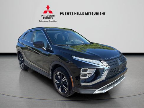 Used 2023 Mitsubishi Eclipse Cross AWD image 3