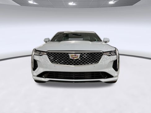 Certified 2022 Cadillac CT4 Premium Luxury RWD image 6