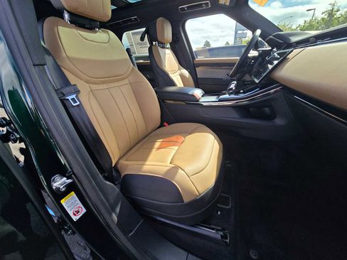 New 2026 Land Rover Range Rover Sport Dynamic SE image 11
