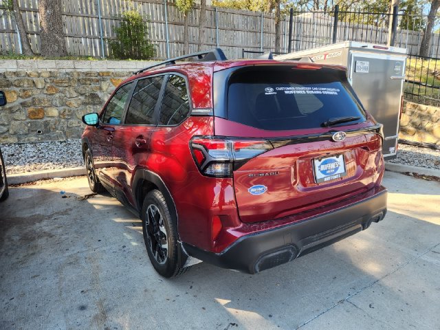 Used 2026 Subaru Forester Premium AWD/4WD image 3
