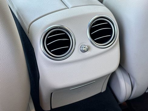 Used 2019 Mercedes-Benz E 300 image 13