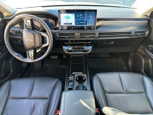 Used 2024 Lincoln Corsair Grand Touring w/ Towing Package image 20