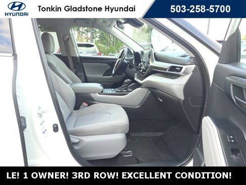 Used 2021 Toyota Highlander LE image 23
