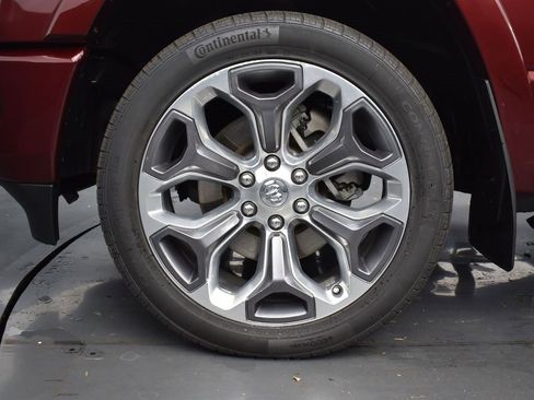 Used 2020 RAM 1500 Limited image 8