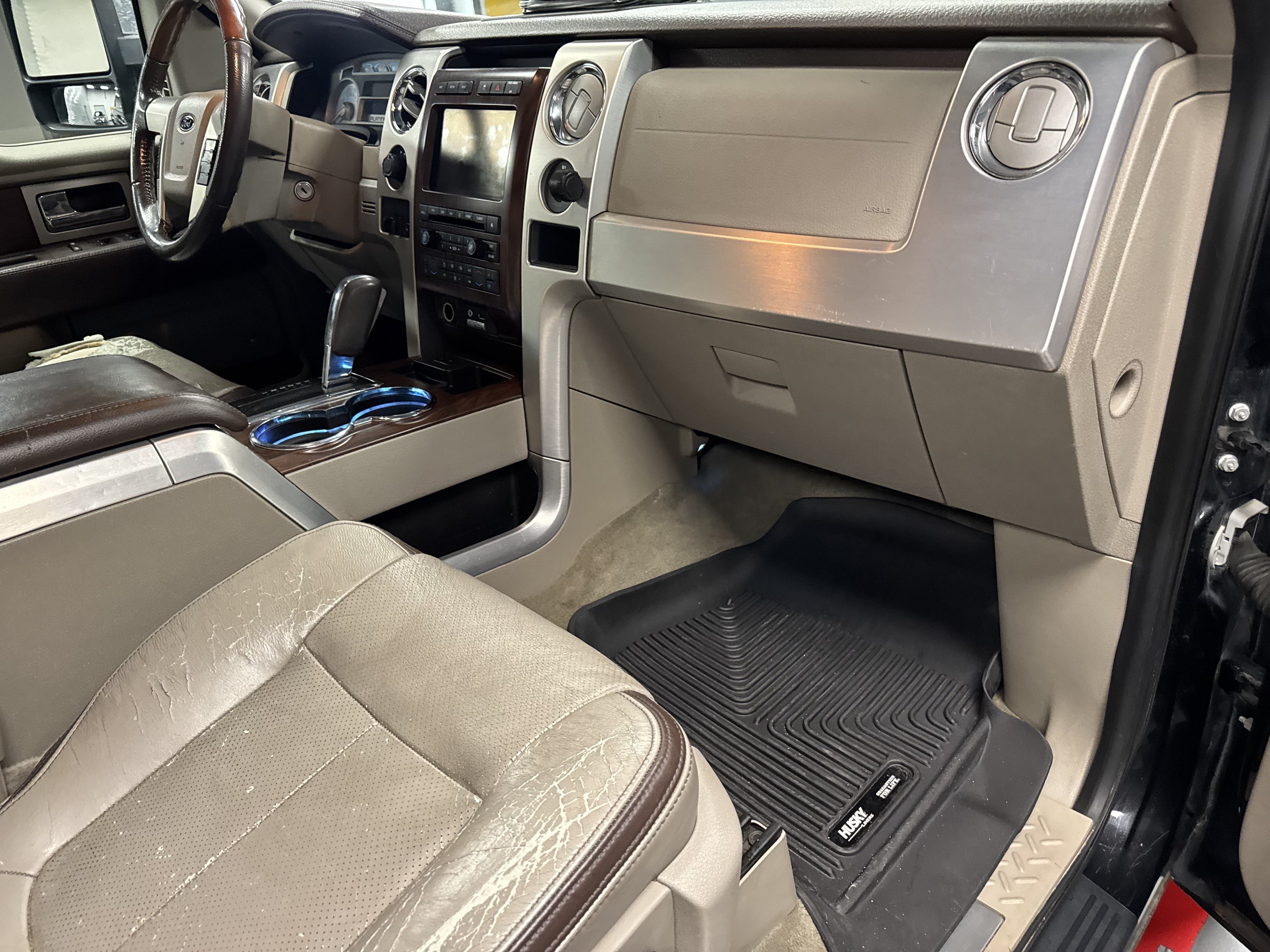 Used 2010 Ford F150 Platinum AWD/4WD image 12