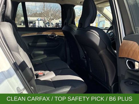 Used 2025 Volvo XC90 B6 Plus AWD/4WD image 10