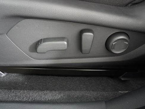 New 2026 Subaru Crosstrek 2.5i Limited AWD/4WD image 11