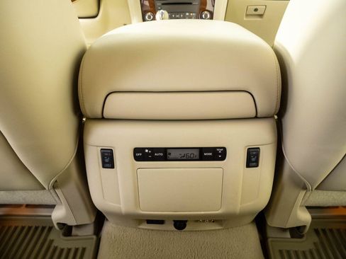 Used 2015 INFINITI QX80 4WD w/ Deluxe Technology Package image 20