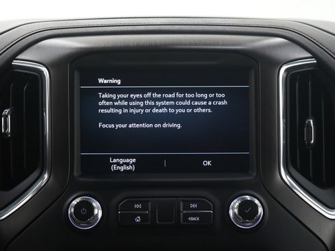 Used 2022 GMC Sierra 1500 AT4 w/ AT4 Premium Package image 18