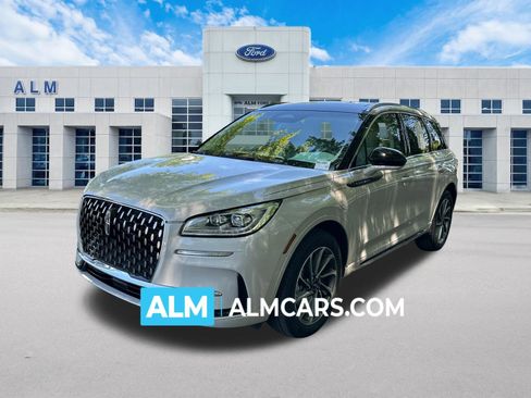 Used 2024 Lincoln Corsair Grand Touring AWD/4WD image 1