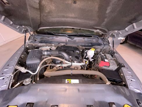Used 2019 RAM 1500 Warlock AWD/4WD image 25