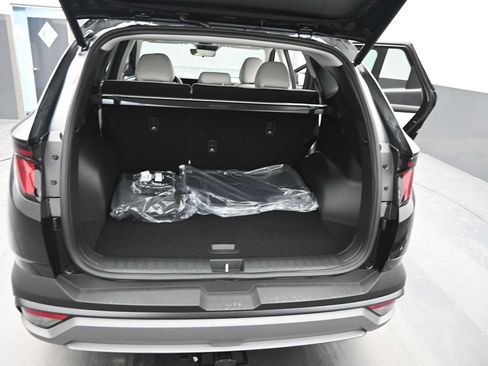 New 2026 Hyundai Tucson SEL Plus FWD image 14