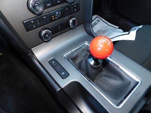 Used 2012 Ford Mustang GT image 17