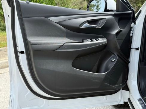 New 2026 Buick Envista Avenir FWD image 15