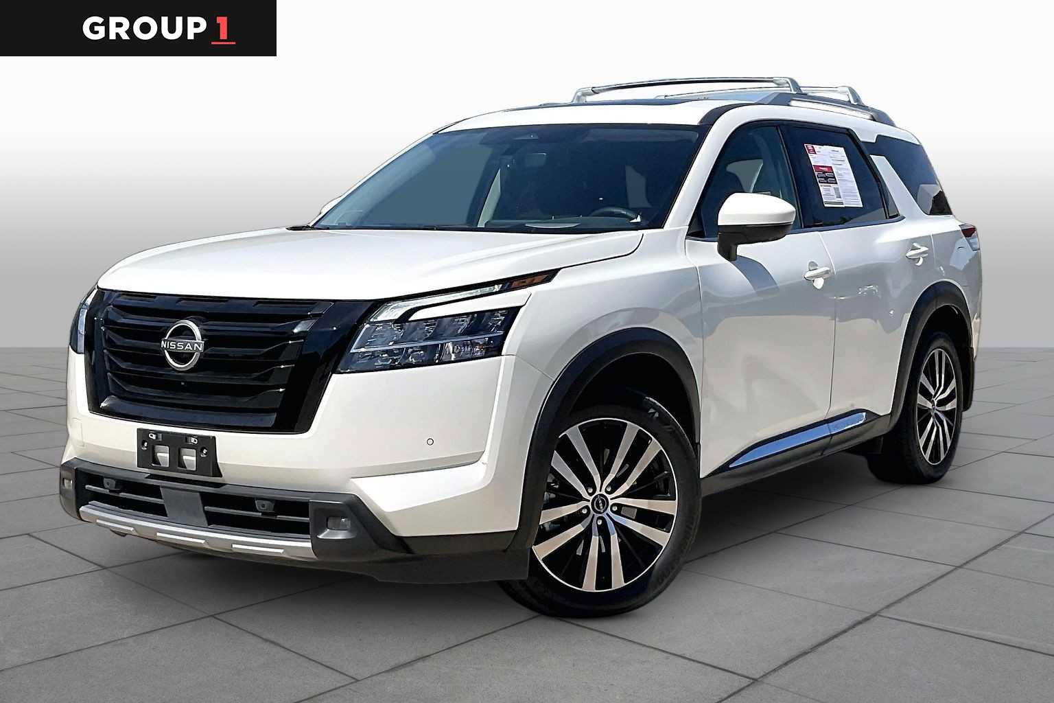 Used 2024 Nissan Pathfinder Platinum AWD/4WD image 1