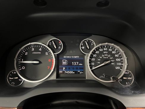 Used 2017 Toyota Tundra Limited image 25
