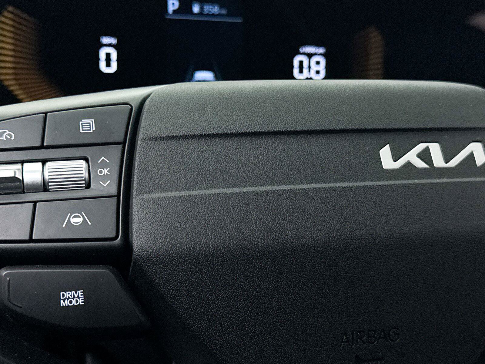 Used 2025 Kia K4 FWD image 8