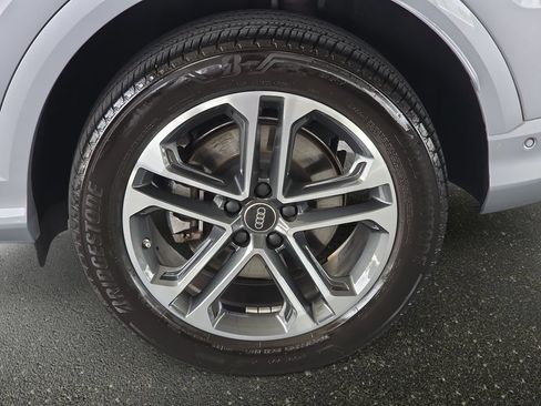 Certified 2025 Audi Q5 Premium w/ Convenience Package AWD/4WD image 26