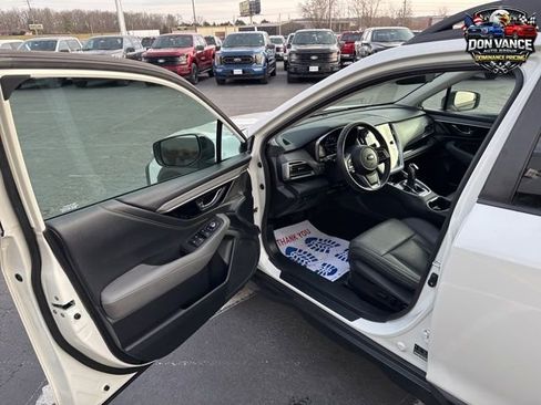Used 2023 Subaru Outback Onyx Edition image 9