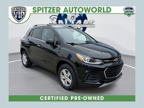 Used 2020 Chevrolet Trax LT w/ LT Convenience Package AWD/4WD image 1