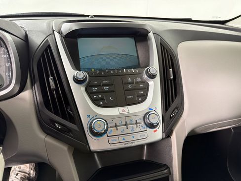 Used 2017 Chevrolet Equinox Premier w/ Enhanced Convenience Package FWD image 15