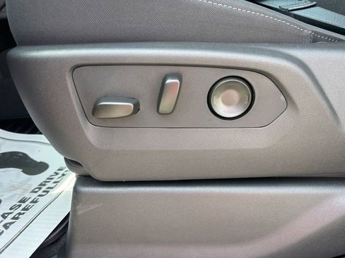 New 2026 Chevrolet Silverado 1500 Custom Trail Boss w/ LPO, Dark Essentials Package AWD/4WD image 16